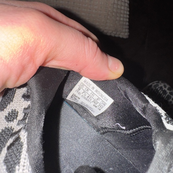 ADIDAS LEOPARD SNEAKERS - Picture 5 of 5